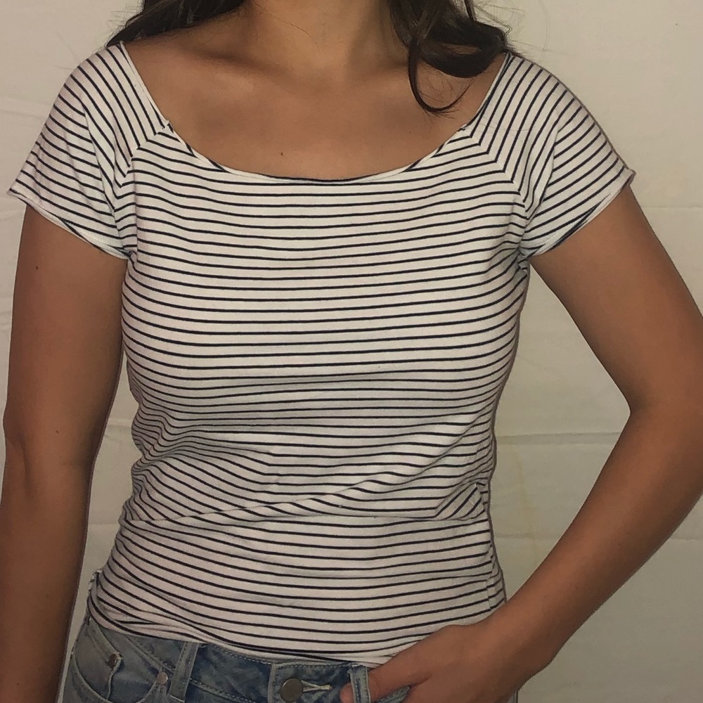 Striped Top. - Picture 2 of 3